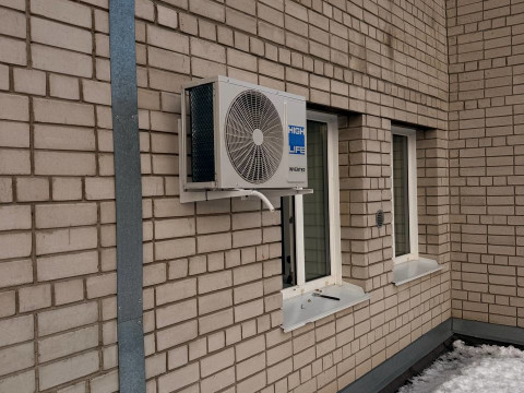 Установка кондиционера в межсезонье: как выбрать и установить систему заранее для экономии и комфорта