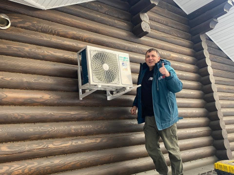 Установка двух кондиционеров Hisense Zoom Inverter в дачном обществе Морозово — профессиональный монтаж в Новосибирске