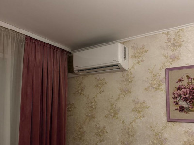 Праздничный монтаж сплит-системы Midea в Барнауле: заботливый подарок от Сергея и профессиональная работа бригады №3